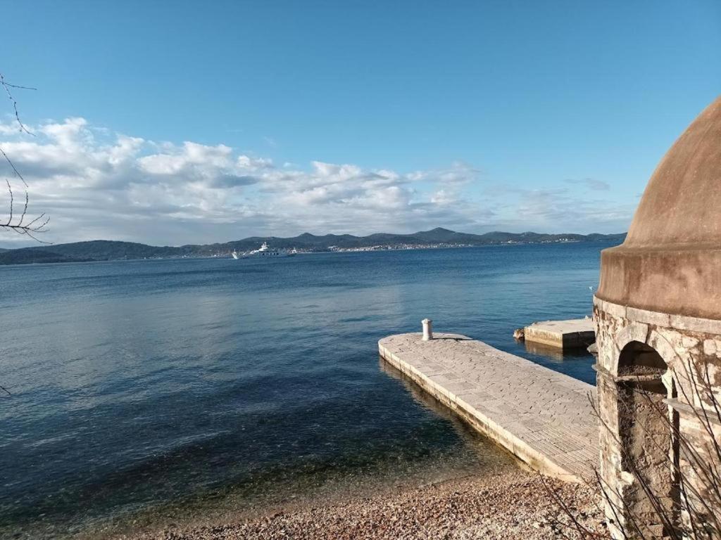 Apartman Sandra -Private Parking And Garden Zadar Dış mekan fotoğraf
