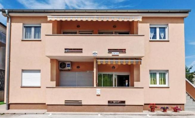 Apartman Sandra -Private Parking And Garden Zadar Dış mekan fotoğraf
