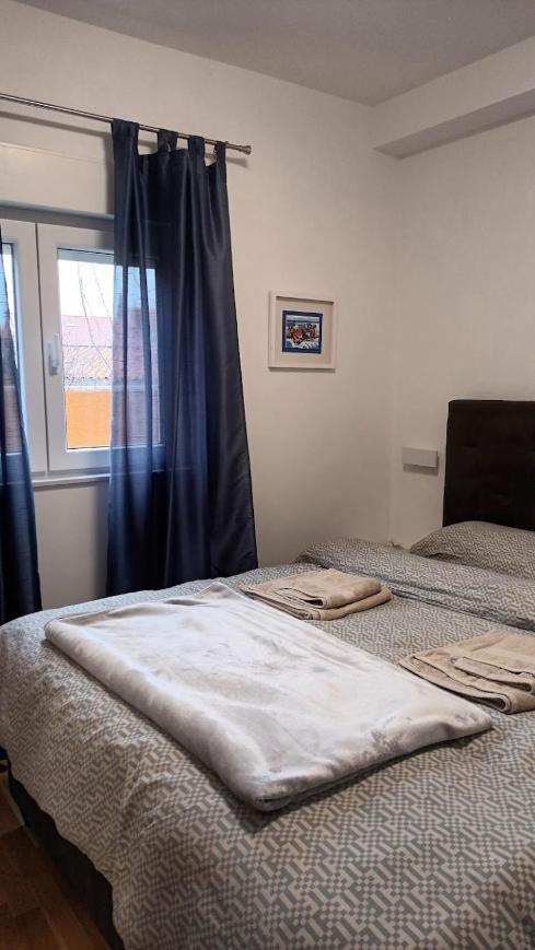 Apartman Sandra -Private Parking And Garden Zadar Dış mekan fotoğraf