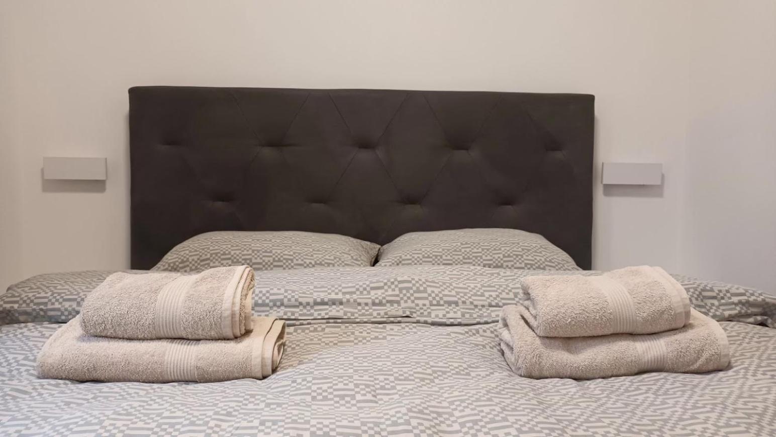 Apartman Sandra -Private Parking And Garden Zadar Dış mekan fotoğraf